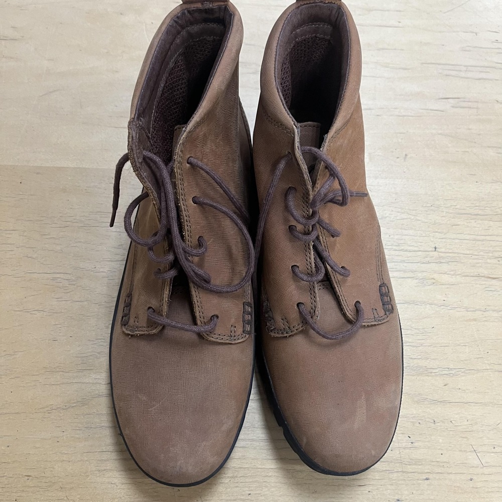 Timberland Boots Mens Size 9 Brown Leather Chukka Ankle Hiking Lace Up